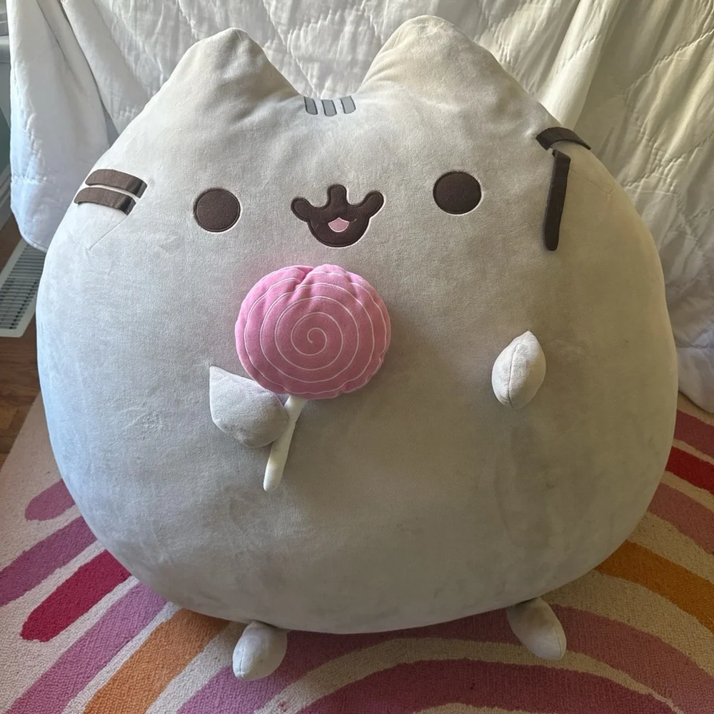 Jumbo lollipop pusheen